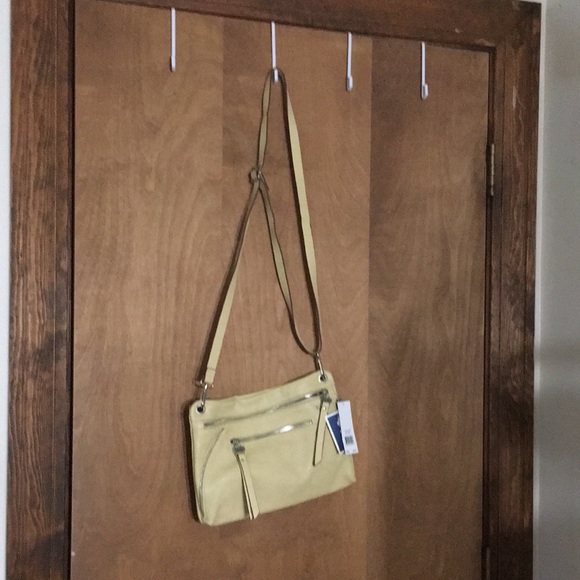 Pear colored Nicole Miller Summer bag - Picture 1 of 5